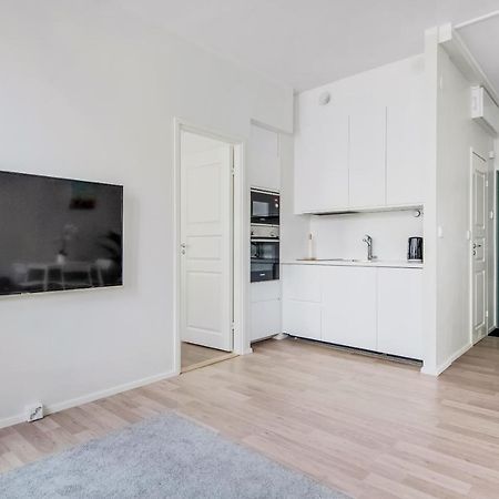 Wehost Bright And Central 1Br For Four Travellers Helsínquia Exterior foto
